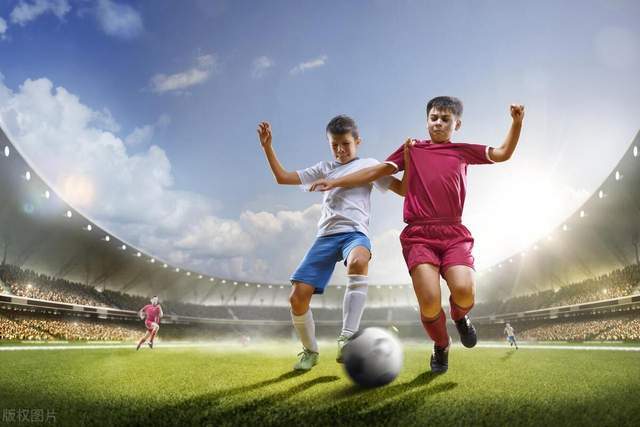 这工资拿得太舒服了！什琴斯尼加盟巴萨后仍未出场